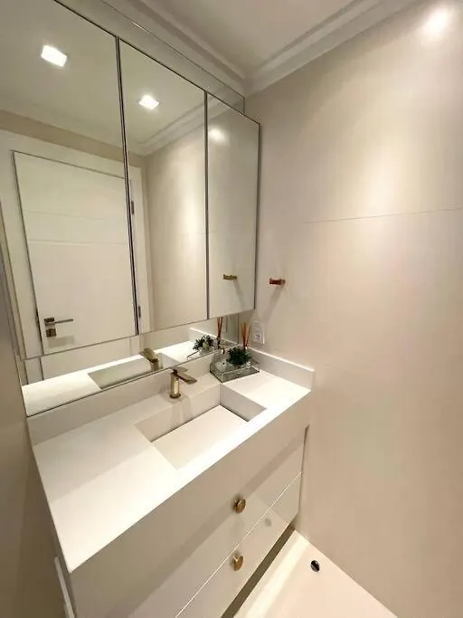 Apartamento Ape Eleganza | Bc | 150M Do Mar | Fg | 4 Qtos Balneário Camboriú