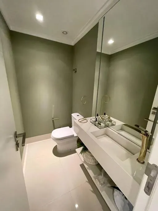 Apartamento Ape Eleganza | Bc | 150M Do Mar | Fg | 4 Qtos Balneário Camboriú